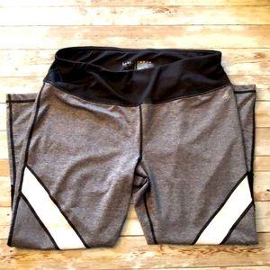 Nicole Miller capris